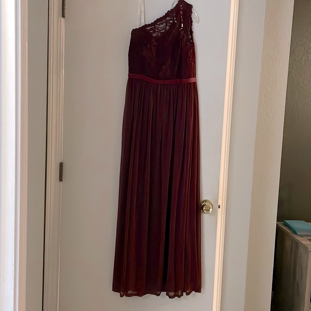 Beautiful Maroon David’s Bridal Bridesmaid Dress